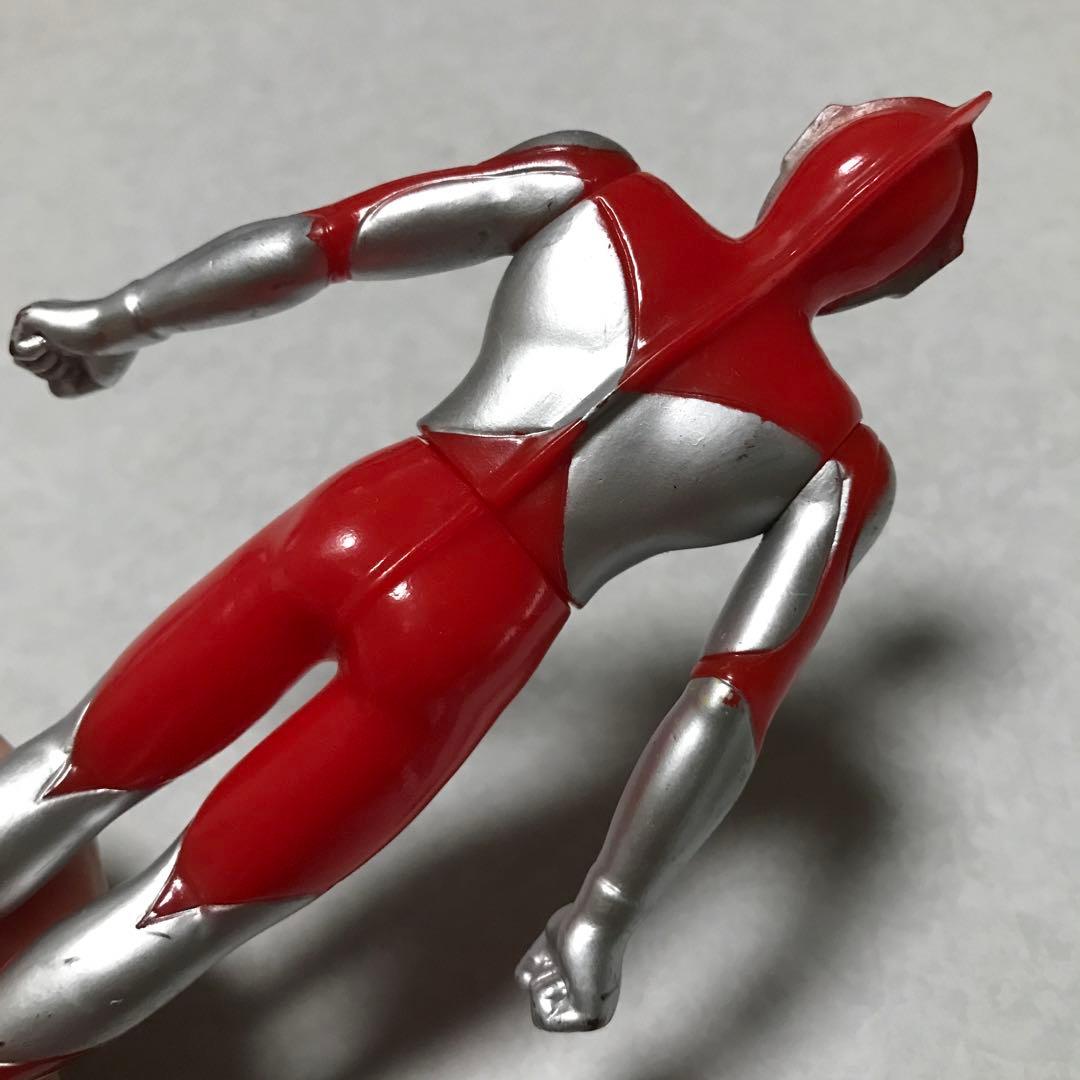 BANDAI 初代ウルトラマン ソフビフィギュア 16㎝ 1983年 - メルカリ