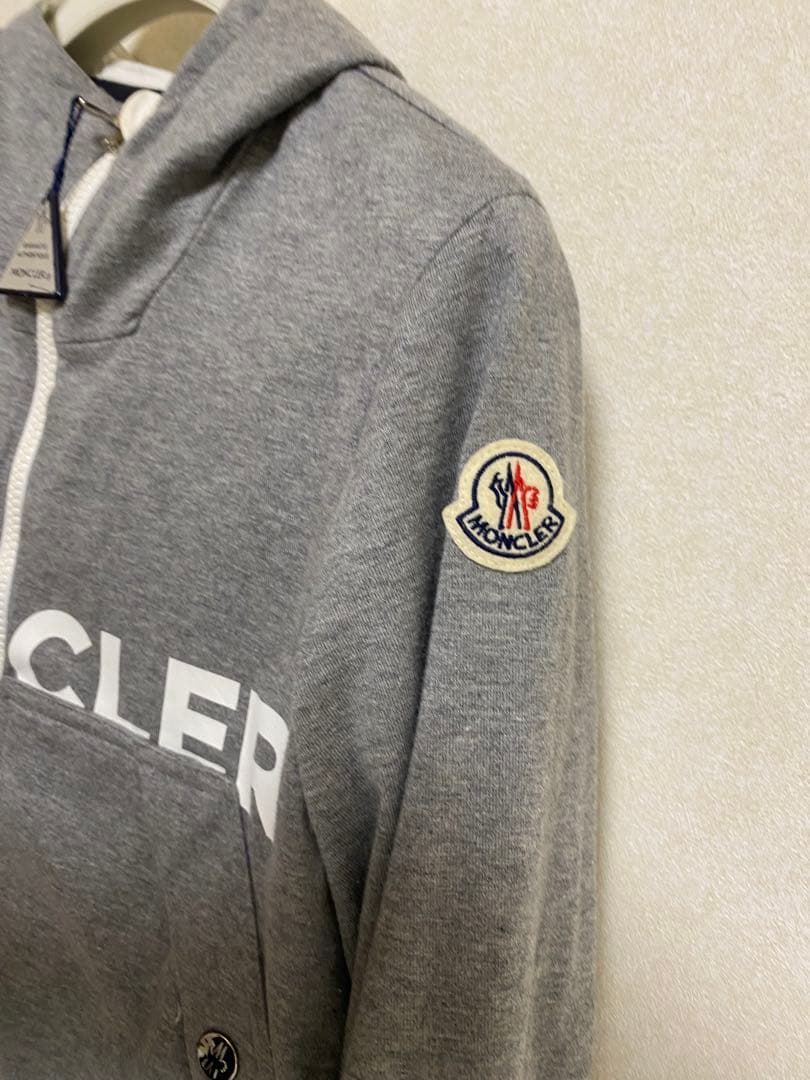 月末価格【美品】MONCLER キッズ フード付ジャケット リバーシブルの