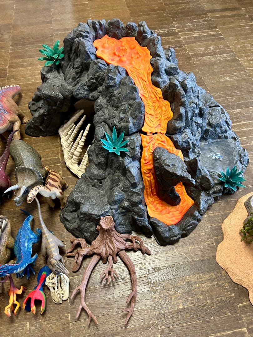 まとめ売り】シュライヒ 火山・ 洞窟・フィギュアセット - メルカリ