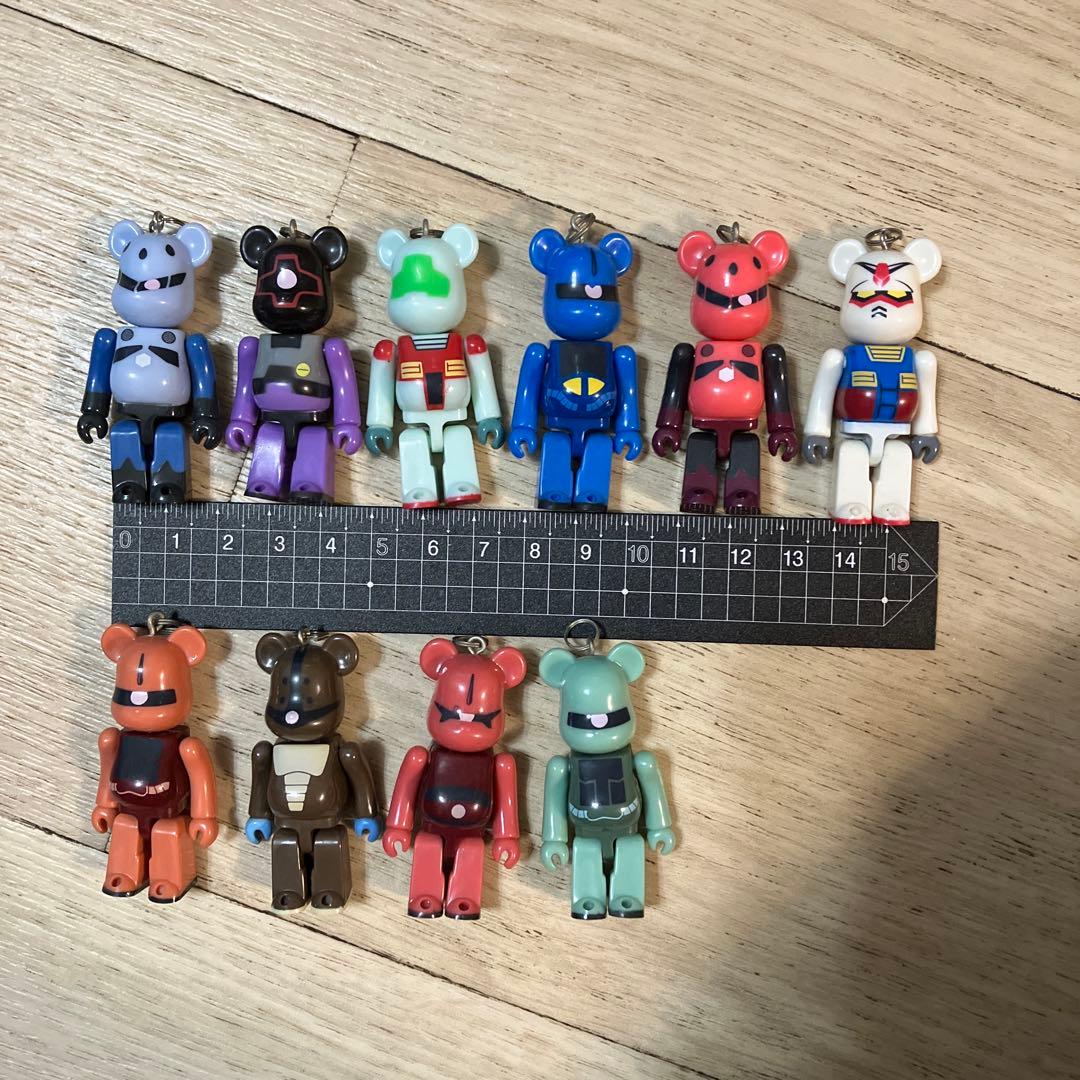 ガンダムベアブリック フィギュア 10体セット - メルカリ