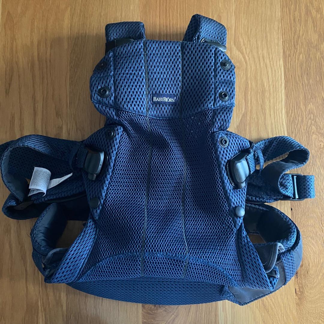 ベビービョルン ベビーキャリアハーモニー 抱っこ紐 メッシュ ネイビーブルー BABYBJORN（ベビービョルン） 抱っこ紐 ハーモニー ネイビーブルー