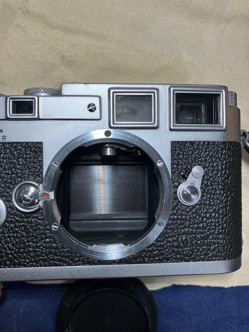 Leica M3ボディ(シリアル883835)／実用向け・外観に使用感あり - メルカリ