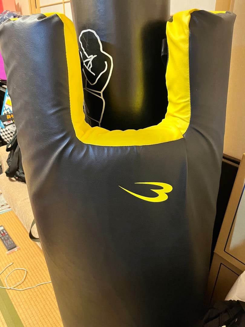 unico CALIGO ラグ 黒 お盆休み限定値下げの通販はau PAY マーケット