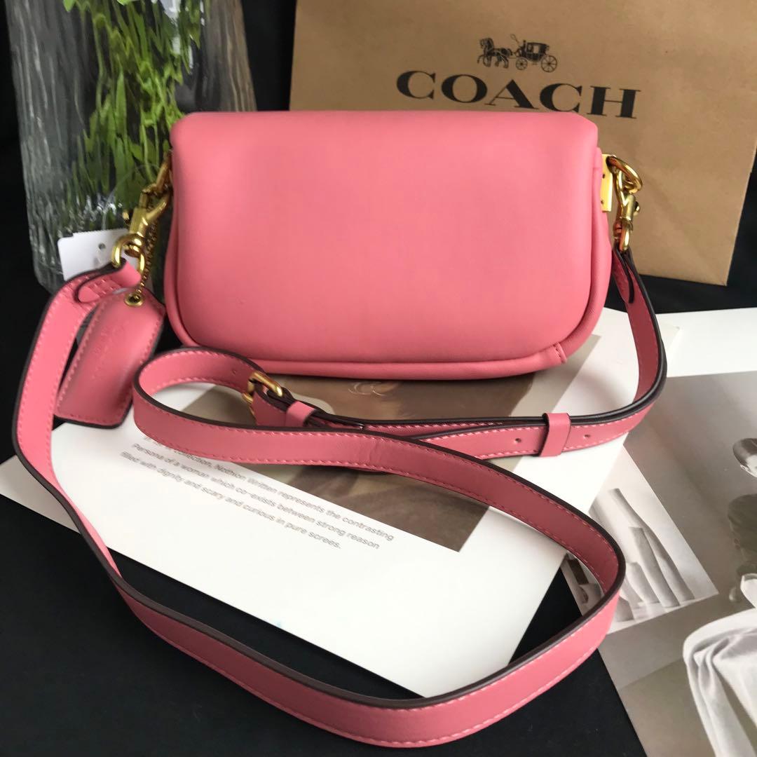 新品 COACH コーチ ピロー タビー ショルダー バッグ 18 ピンク - メルカリ