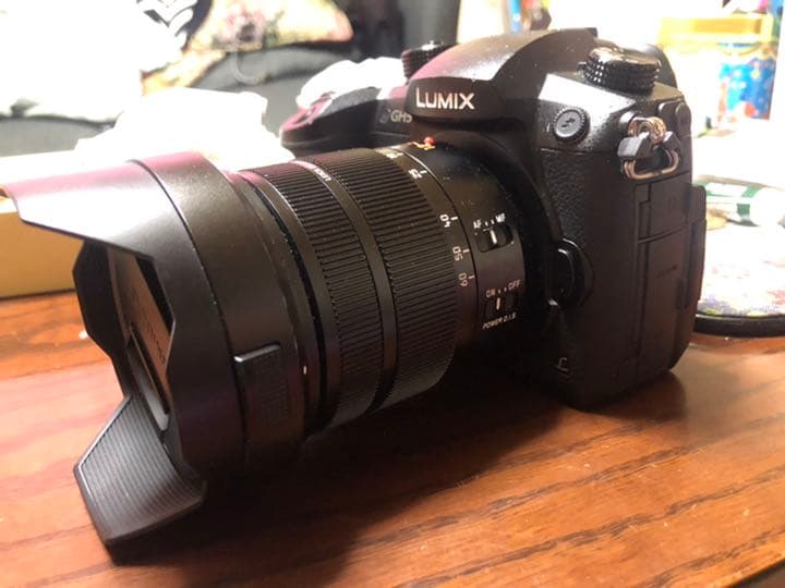 Nikon FE 一眼レフカメラ TEFNONレンズ、フラッシュ付きNikon FE 一眼