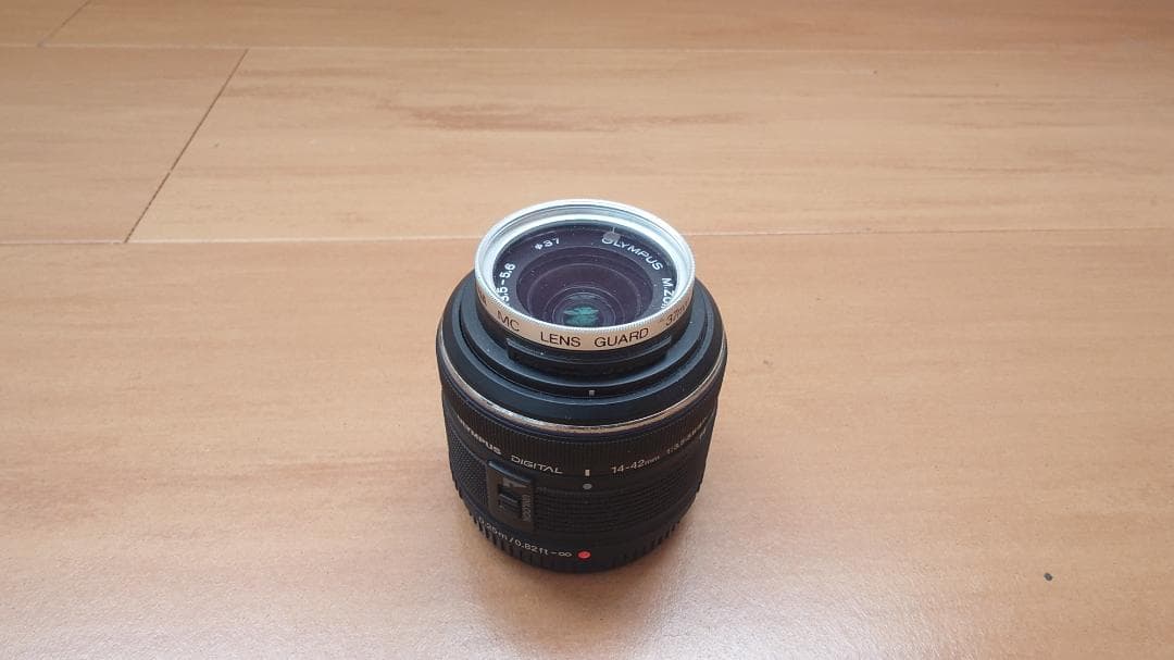 ジャンク品】Olympus E-PL6 ミラーレスカメラ レッド+レンズ2本