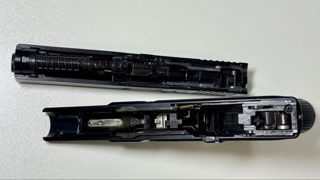 東京マルイ】GLOCK 17 Gen 4 9x19 ハンドガン マガジン3本付