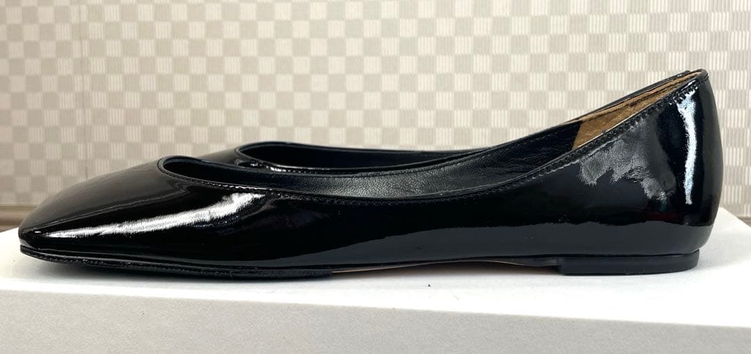 値下げ【新品未使用】PIPPICHIC ブラック フラットシューズ　22.5cm