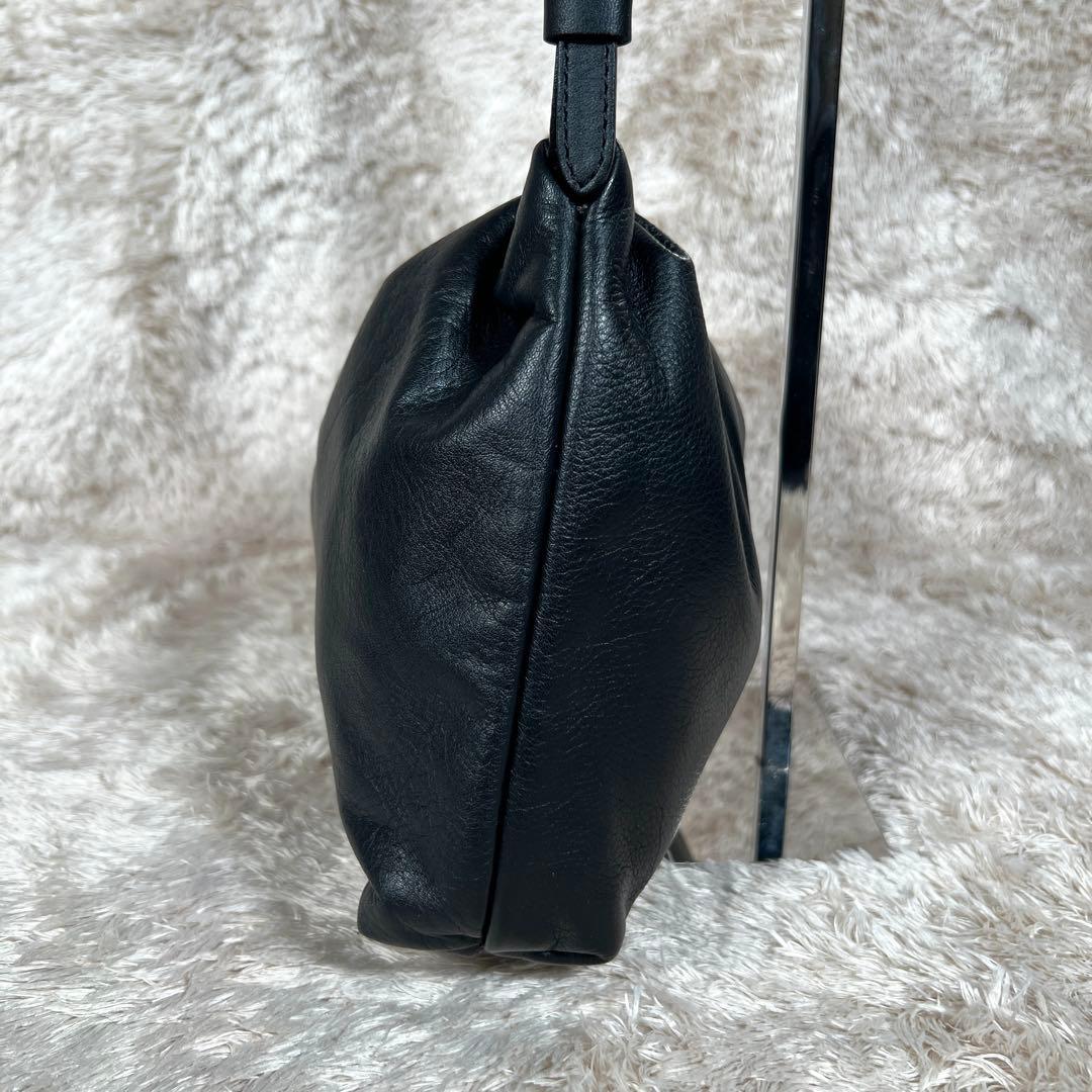 gemeil russet ジェムイル レザーワンハンドルバッグ ブラック