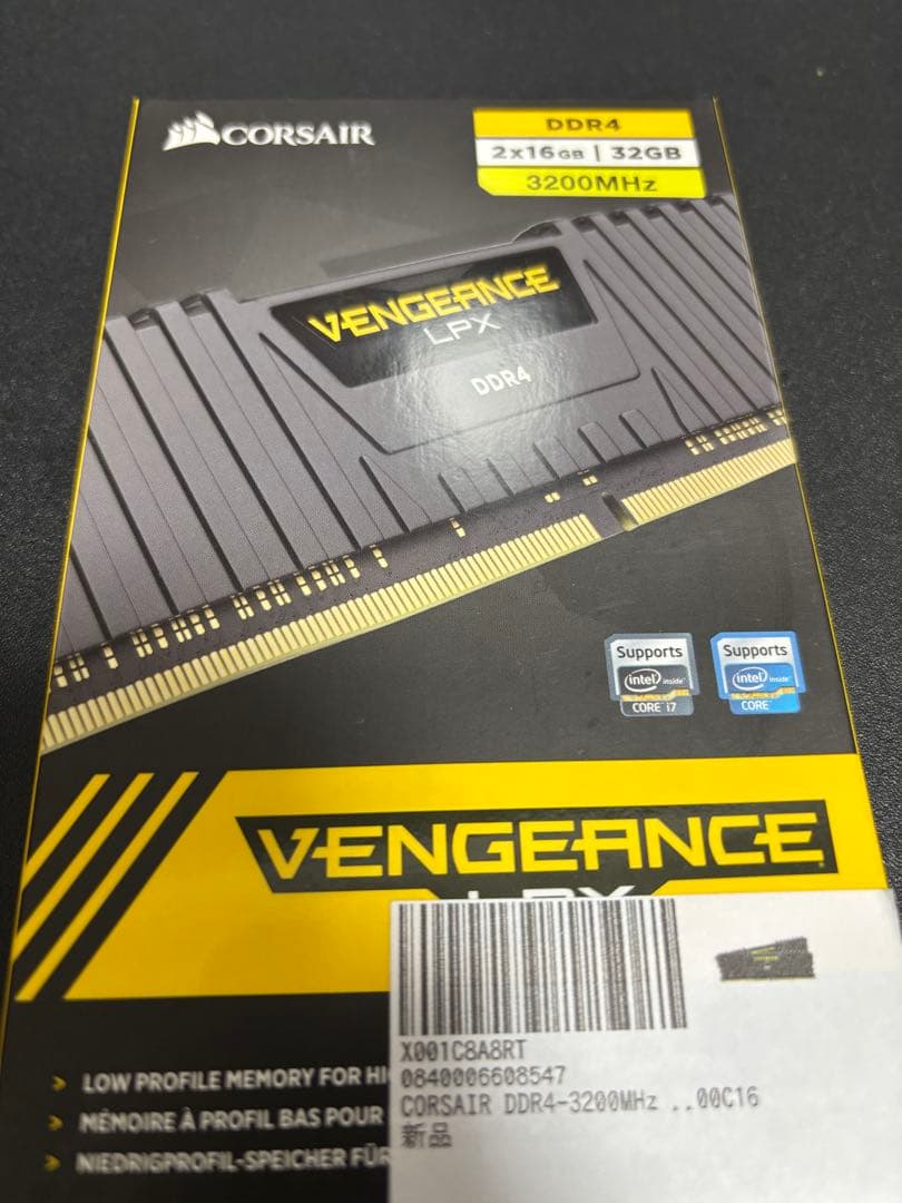 【新品未開封】CORSAIR DDR4 32GB 16×2 3200MHz Amazon | CORSAIR DDR4-3200MHz デスクトップPC用 メモリ VENGEANCE