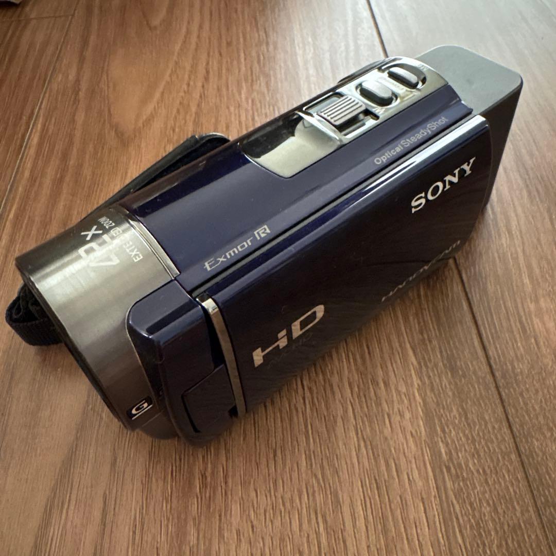 SONY HANDYCAM HD HDR-CX180 デジタルビデオカメラ HDR-CX180 特長 : 快適な操作性 | デジタルビデオカメラ Handycam