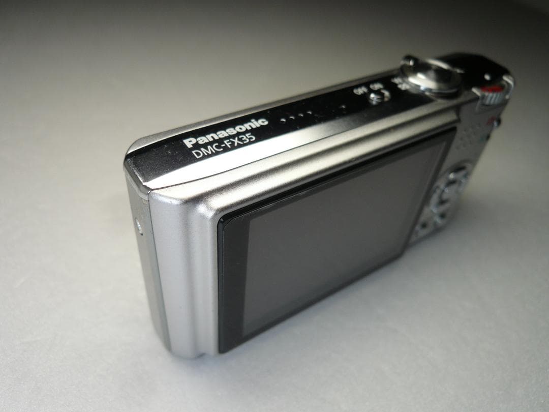 LUMIX☆DMC-FX35⚠️必読有⭕️安心の実働品☆光学4倍☆1010万画素