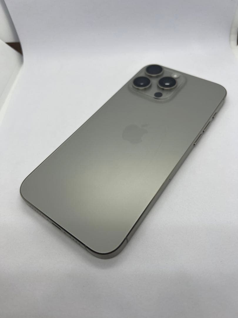 バッテリー100％ iPhone 15 Pro Max 元デモ機 - メルカリ