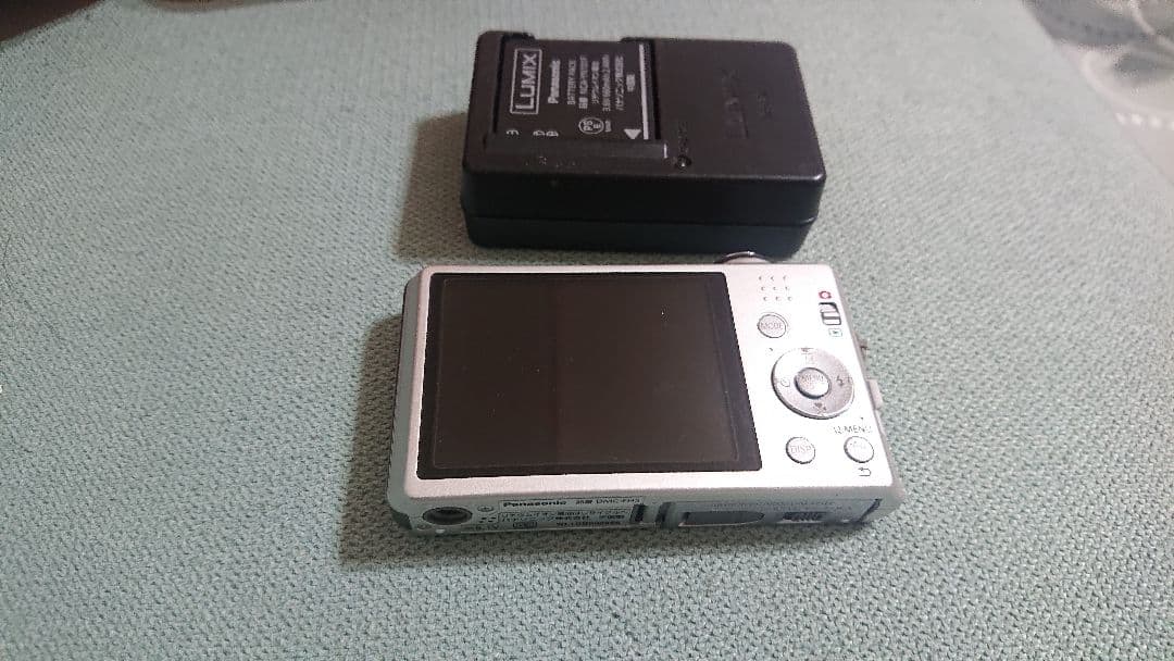 パナソニックデジカメDMC -FH5