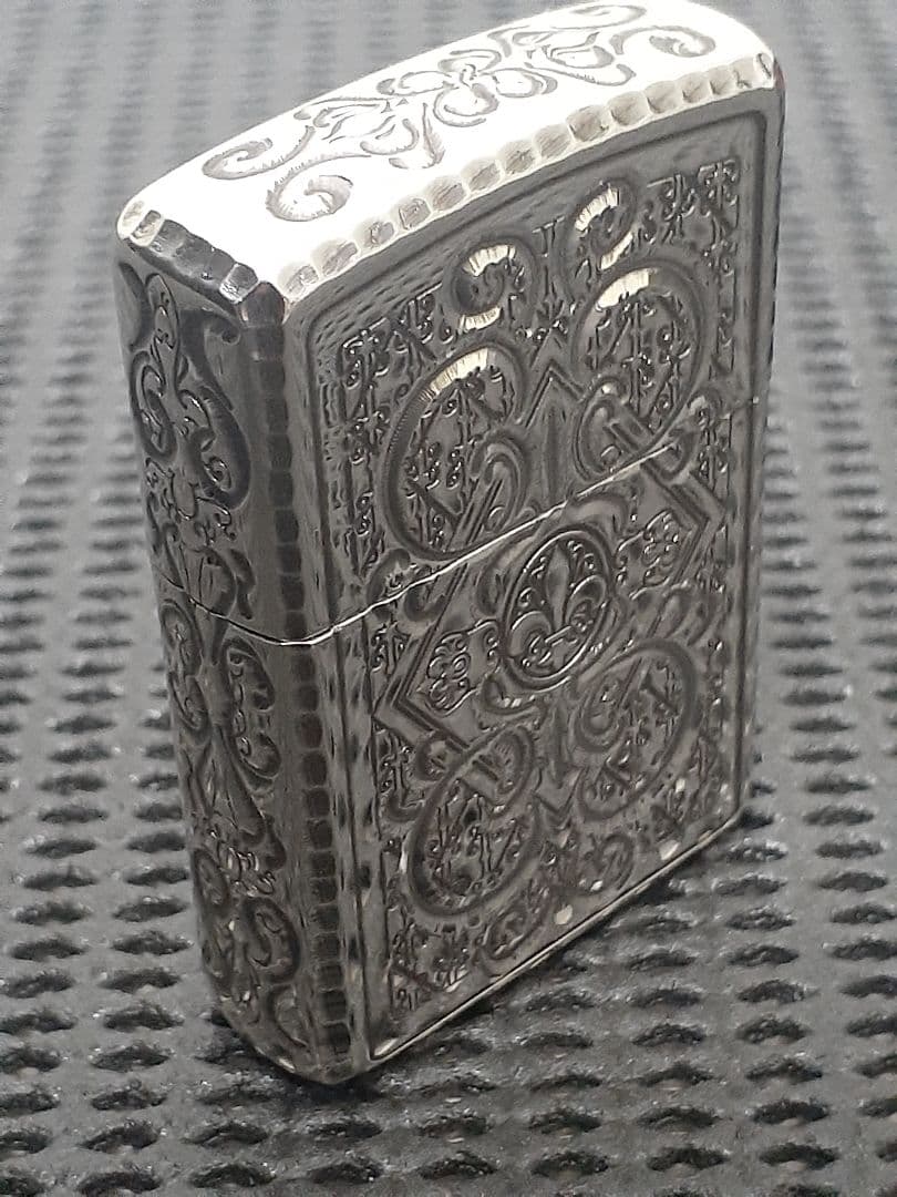 希少。MAVERTEAM アーマー Zippo。5面彫刻.シャインレイカット