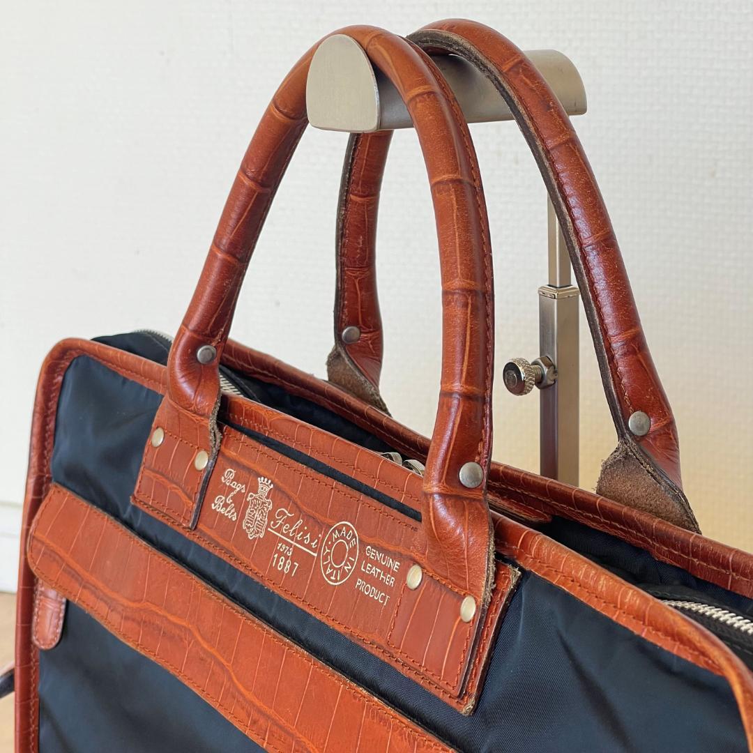 極美品・定価85,800円】ユナイテッドアローズx FELISI 1887/3 - メルカリ