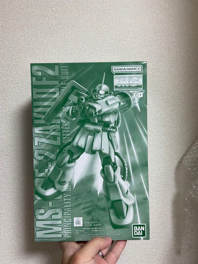 MG 1/100 ザク II型 (ノイエン・ビッター機) MG 1/100 MS-06F-2 ザクII F2型（ノイエン・ビッター機