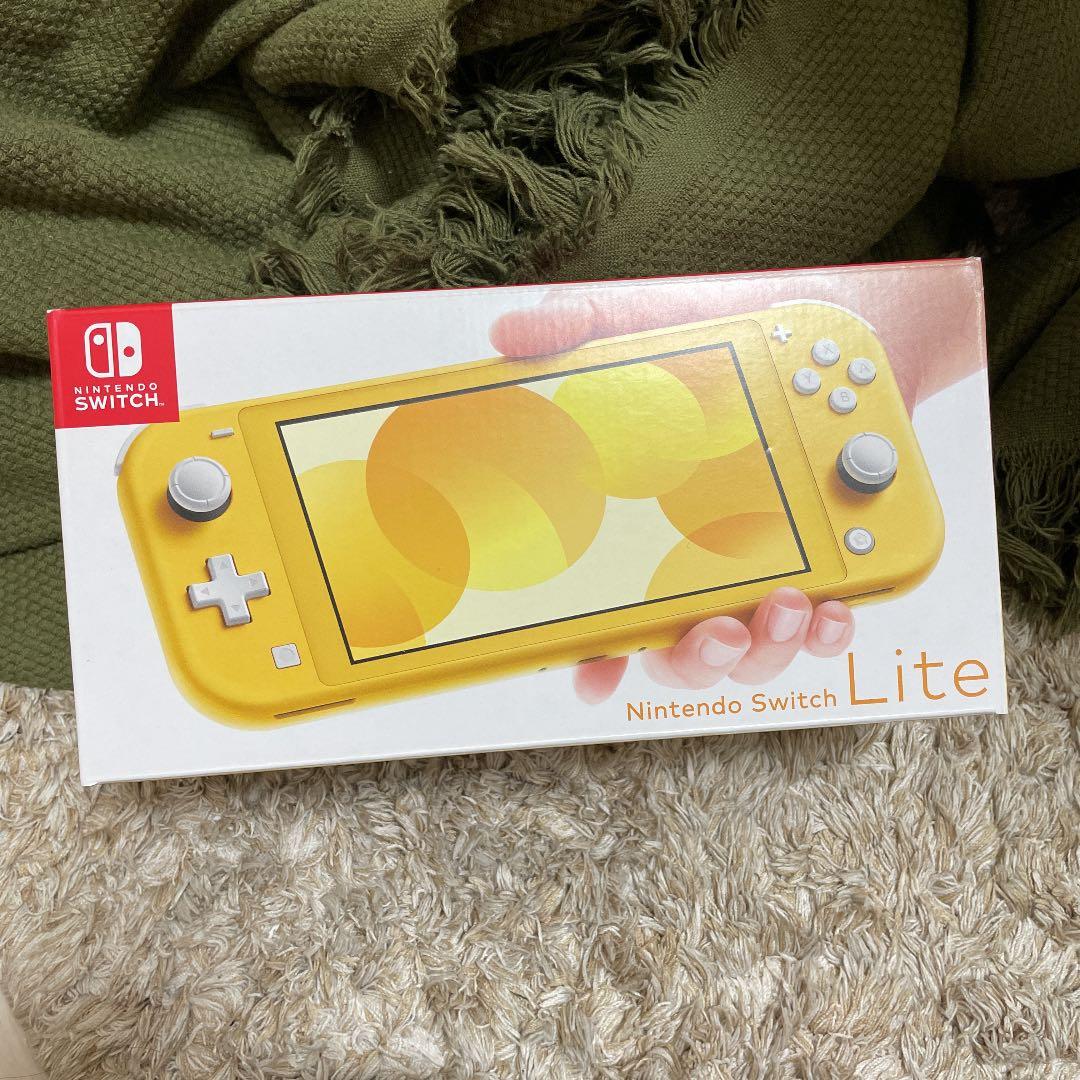 Nintendo Switch NINTENDO SWITCH LITE イエ… Nintendo Switch Lite Console, Yellow, 2019 New Handheld Gaming