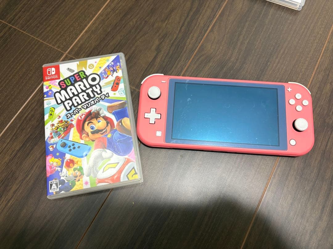 Nintendo Switch Lite ピンク + スーパーマリオパーティ Nintendo Switch Lite Console, Coral, Handheld Portable Gaming