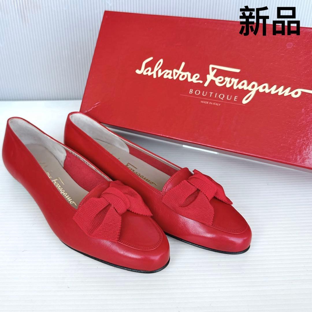 サルヴァトーレフェラガモ　リボン　パンプス　バレリーナ　フラットシューズ　6C 楽天市場】フェラガモ バレエシューズ リボン ペタンコ靴 Salvatore