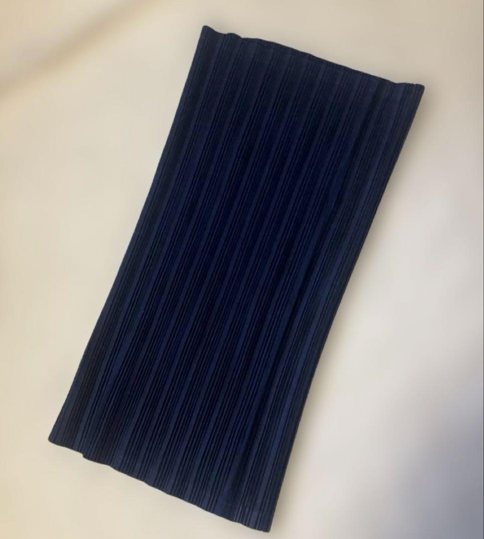 PLEATS PLEASE ISSEY MIYAKE ネックウォーマー ネイビー - メルカリ