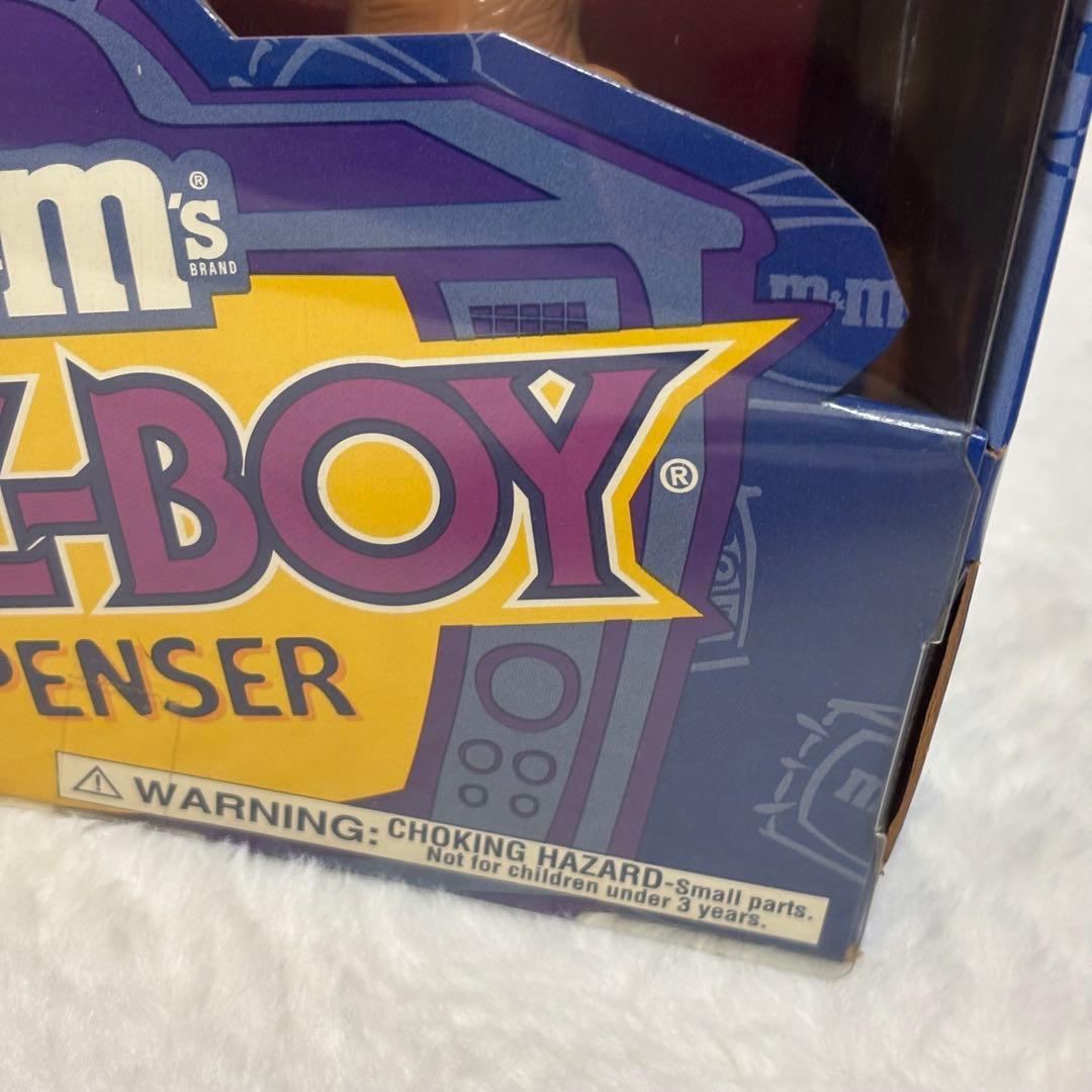 m&m's ディスプレイ イエロー LA-Z-BOYソファーエムアンドエムズ