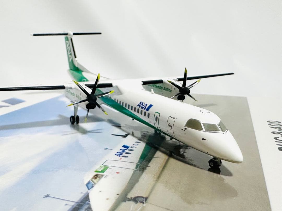 全日空商事 1/200 ANA DHC-8-400 Eco Bon - メルカリ