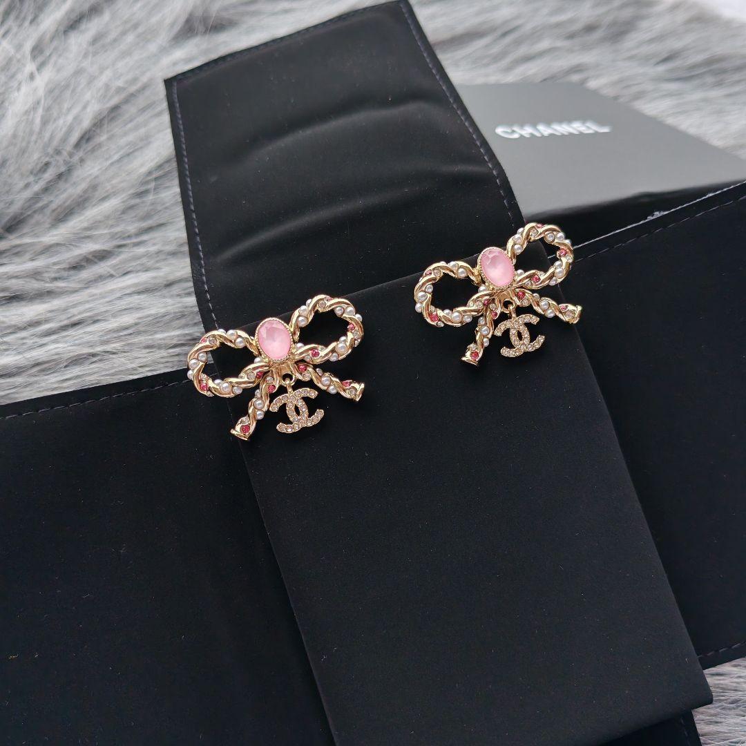 CHANEL シャネル ピアス リボン ピンク - メルカリ