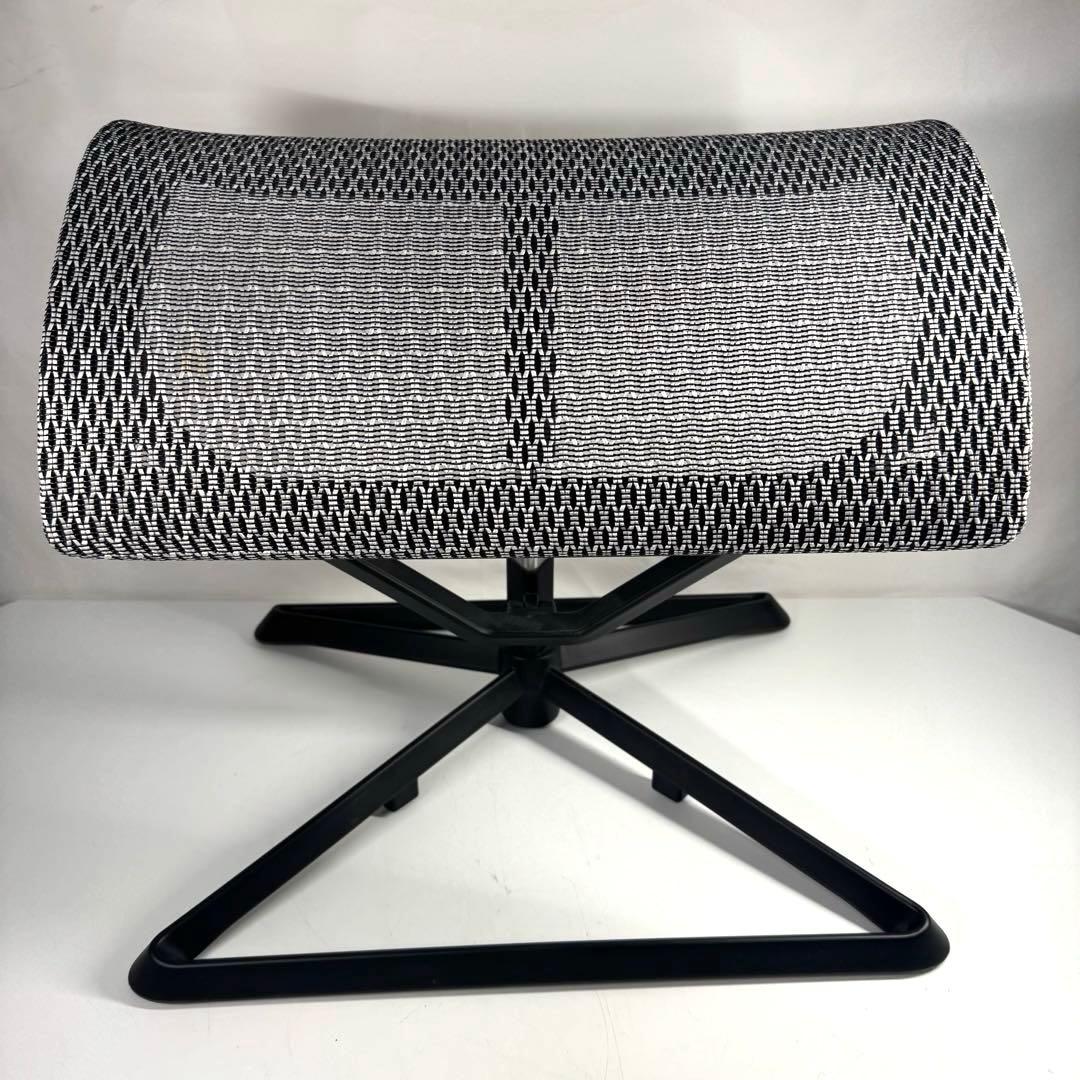 エルゴヒューマン Ergohuman 独立 オットマン グレー・ホワイト プロ エルゴヒューマン Ergohuman 新基盤モデル フィット2 オットマン付き