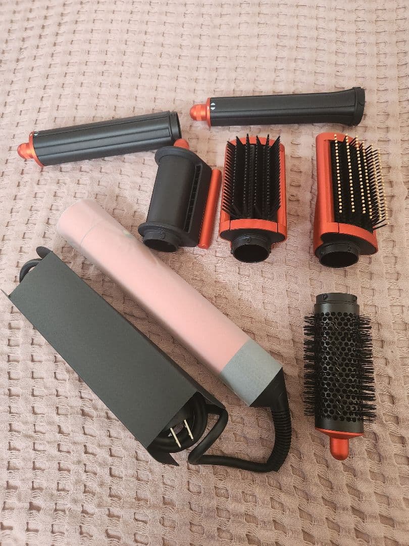 《未使用品》ダイソン エアラップ コンプリートロング HS05