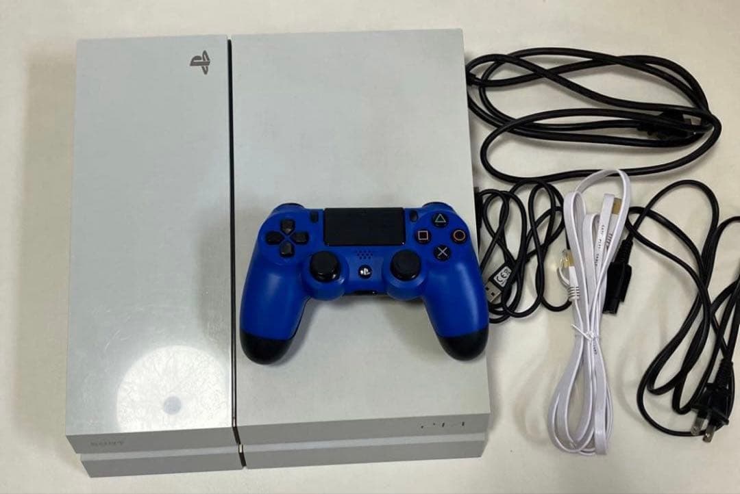 PS4本体、コントローラー、付属品、ウイニングイレブン PS4本体、コントローラー、付属品、ウイニングイレブン PS4本体