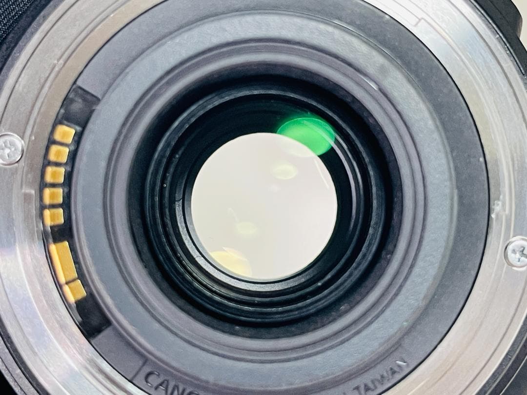 ⭐美品⭐キヤノン CANON EF-S 18-200mm F3.5-5.6 IS