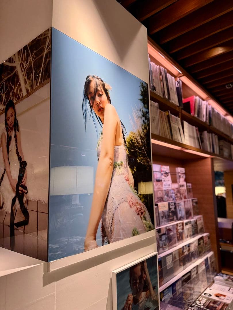 ☆代官山蔦屋限定JENNIE写真展 J2NNI5 Scented Candle緑 - メルカリ