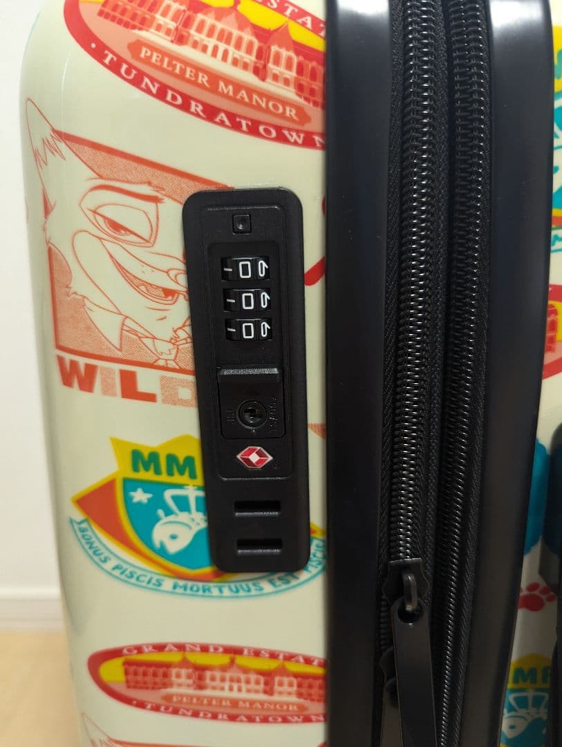 新品未使用 ズートピア キャリーケース ドンキ ズートピア2 - メルカリ
