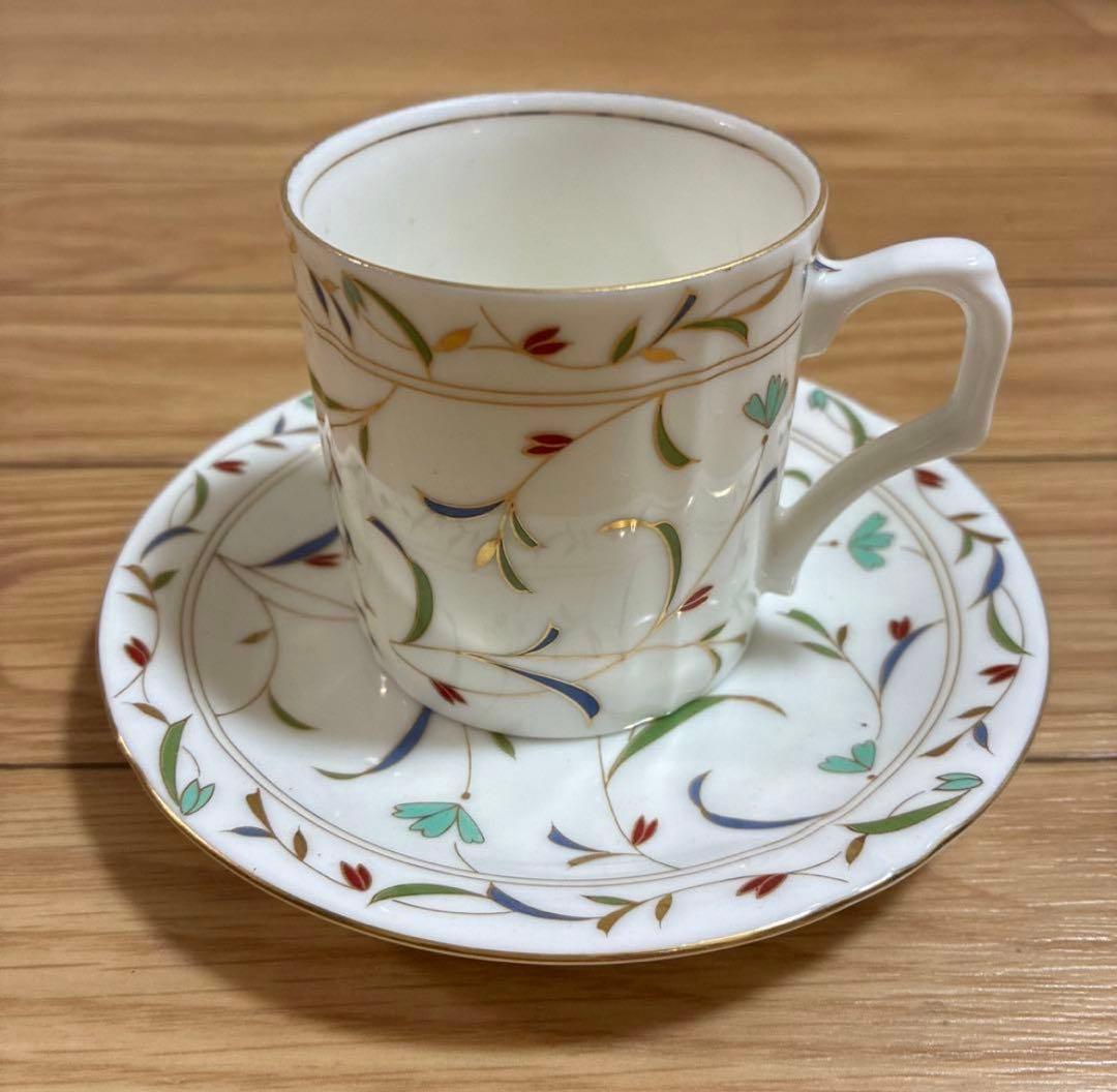 新品.未使用】龍峰窯 金彩さらさカップ&ソーサー❗️ - メルカリ