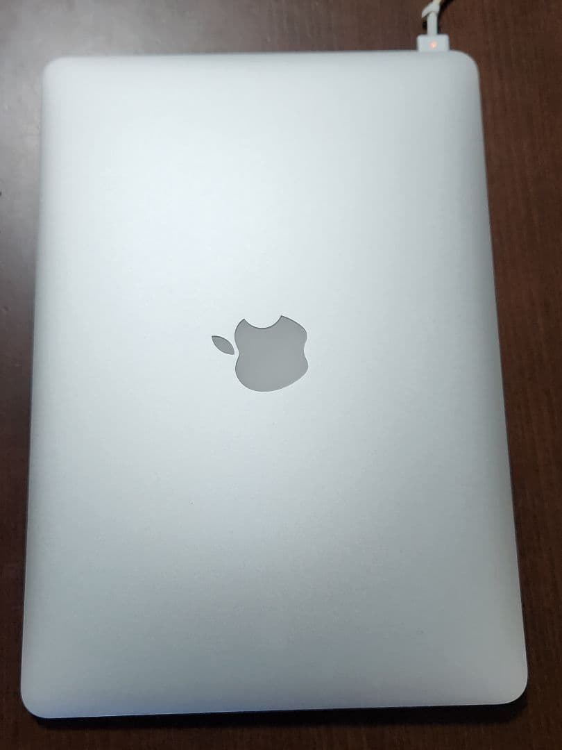 美品】【箱つき】MacBook Air 2017 シルバー - メルカリ