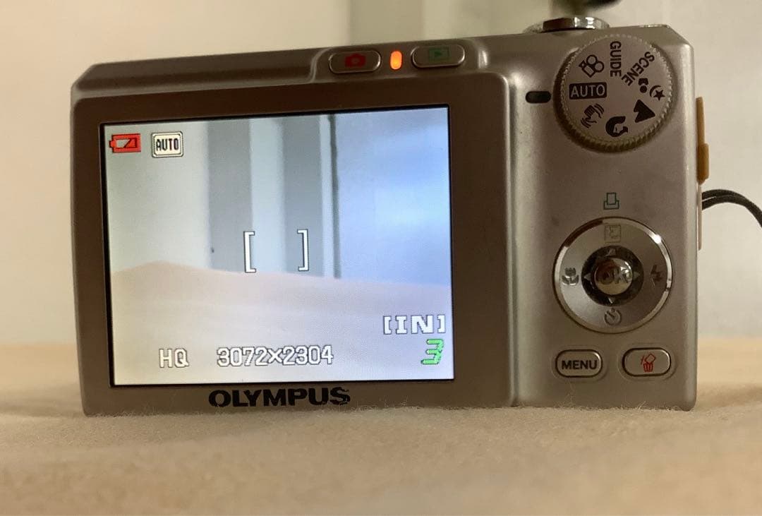 OLYMPUS FE-220☆シルバー コンパクトデジタルカメラ☆ - メルカリ