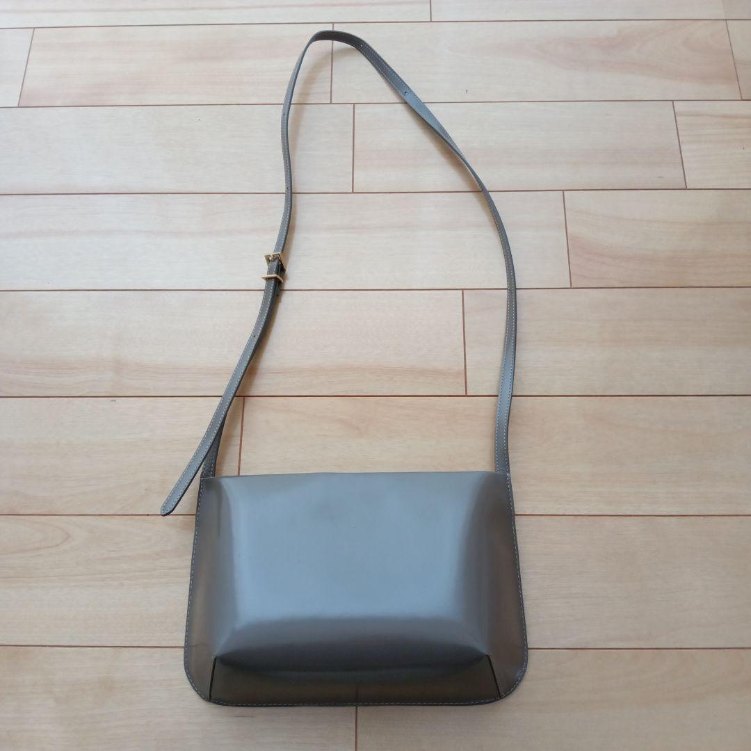 【Hoaw.】ガラスレザーショルダー Whim Gazette｜【Hoaw.】ガラスレザーショルダー | Rakuten Fashion