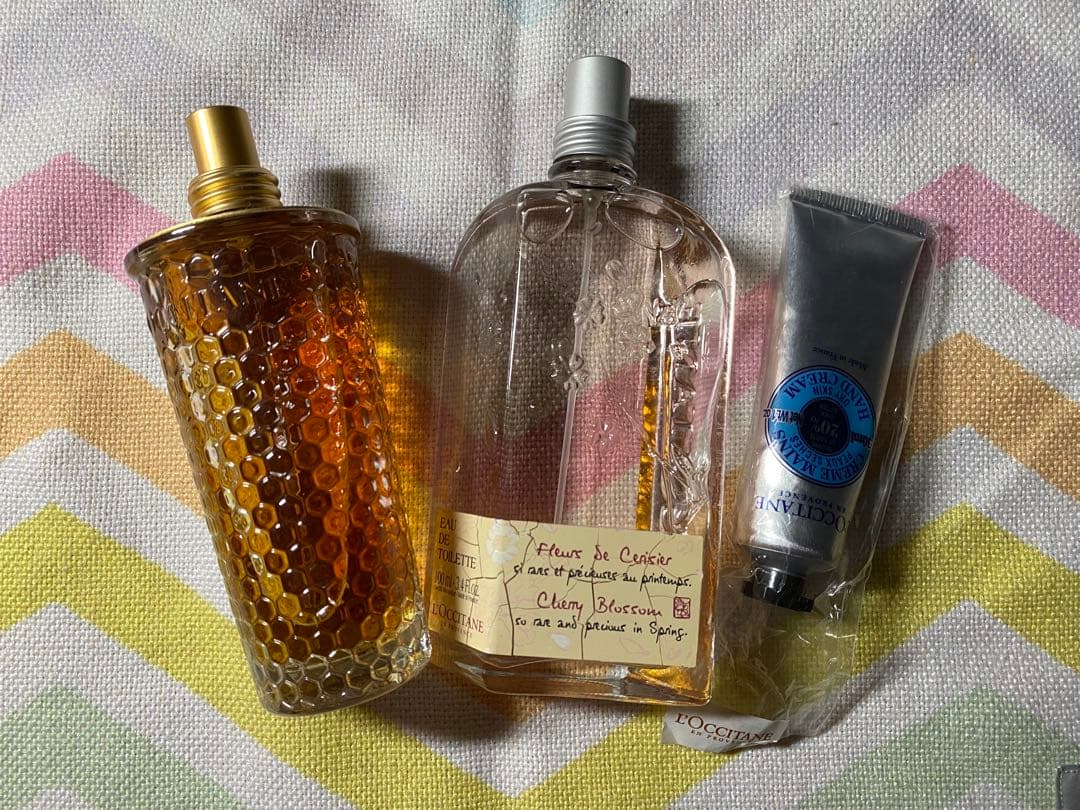 ロクシタン の香水とハンドクリームセット L'OCCITANE（ロクシタン） ホワイトデー お返し プレゼント 女性 彼女