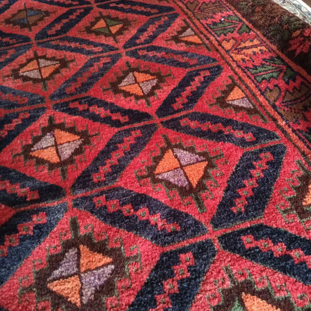 専用です。5.5kg 上質ウールのタイマ二族のトライバルラグ　バルーチ