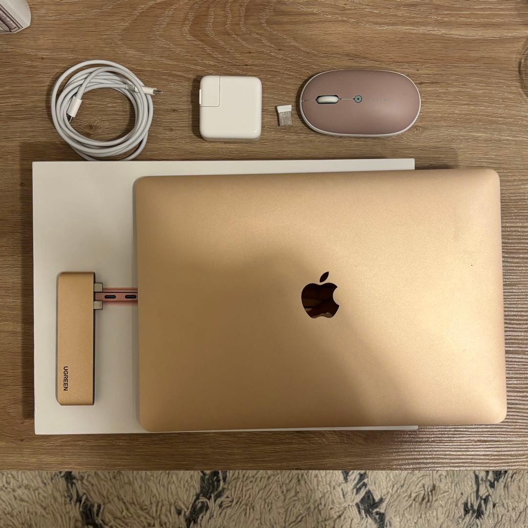 MacBook Air M1 ゴールド Apple 2020 Macbook Air M1 - (8 GB/256 GB SSD/Mac OS Big Sur