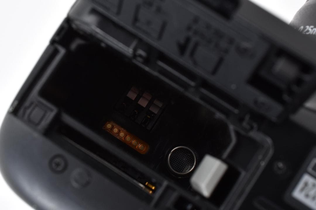 ✨シャッター数少なめ✨Canon kiss X50 手ぶれ補正 バック付き - メルカリ