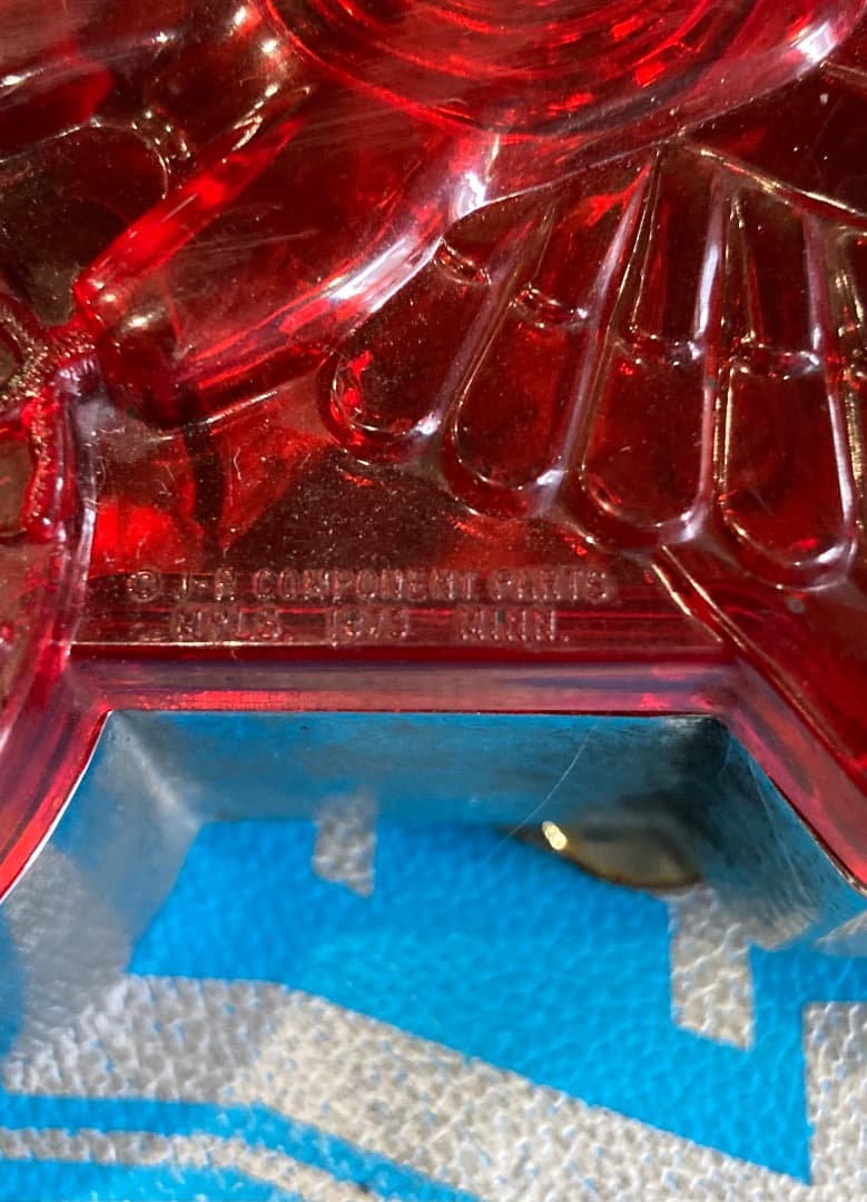 当時物ウォーバードテール（損傷あり） - メルカリ