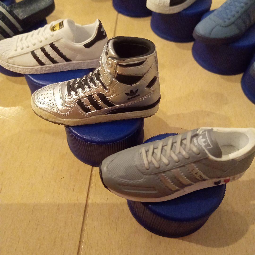 アディダス ペットボトルキャップ スニーカーペットボトルキャップ 14