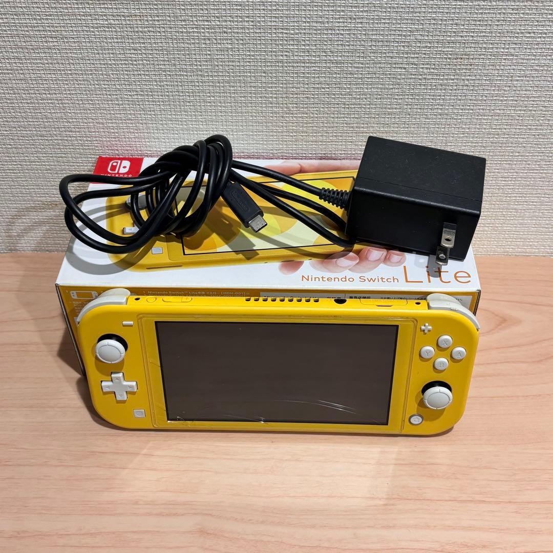 Switch light ヒビ割れあり Switch Liteの画面割れ。スピード修理させて頂きます。 | パソじゅく