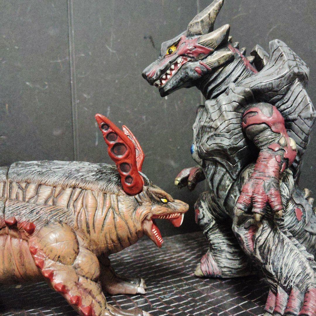 上野淳子様専用ウルトラ怪獣旧型絶版ソフビ - メルカリ