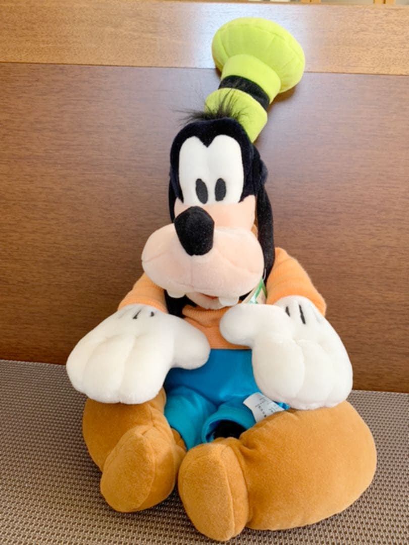 ディズニー ぬいぐるみ グーフィー 特大ぬいぐるみ - メルカリ