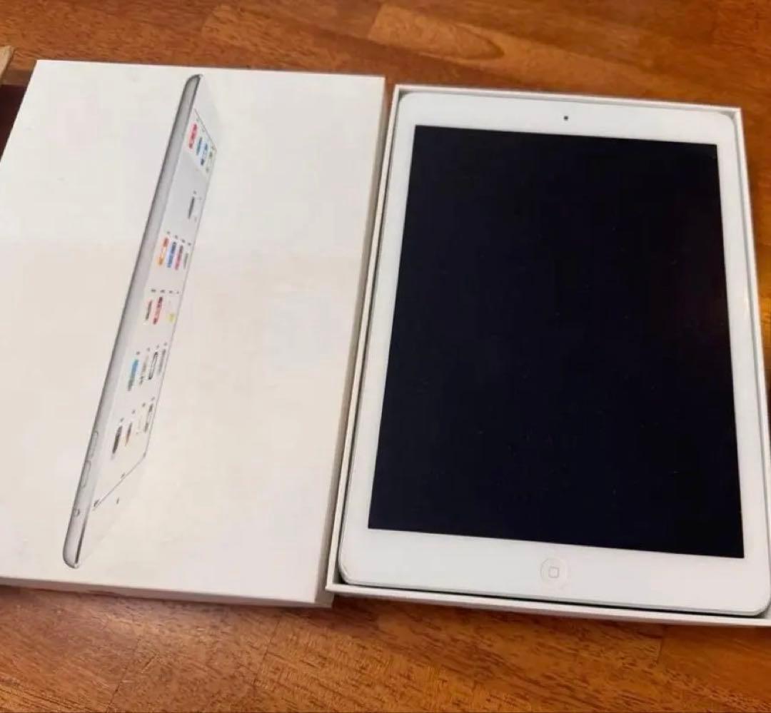 iPad Air Wi-Fi モデル32GB MD789J/B シルバー初期化済 Yahoo!オークション -「ipad air 32gb md789」の落札相場・落札価格