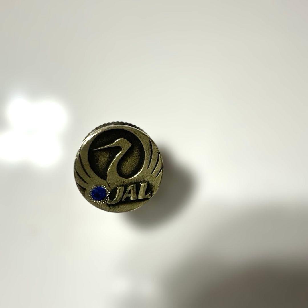 希少レア】JAL 日本航空 社章 バッジ 2個セット - メルカリ