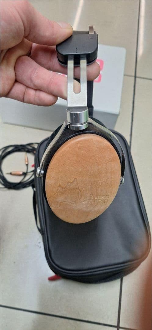 TAGO STUDIO T3-01 Takasaki 有線ヘッドホン タゴ TAGO STUDIO TAKASAKI T3-01 レビュー | SynthSonic